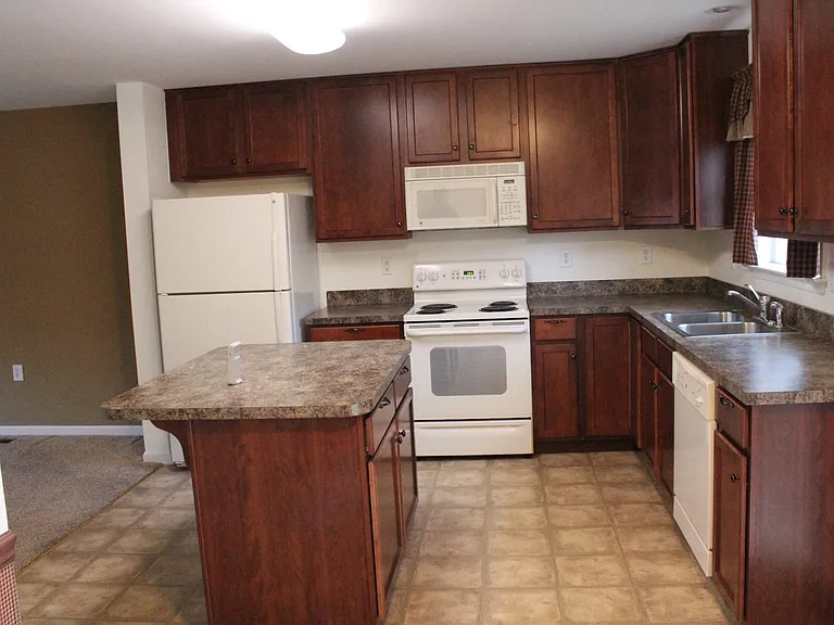 89 Effie Ln — Photo 6