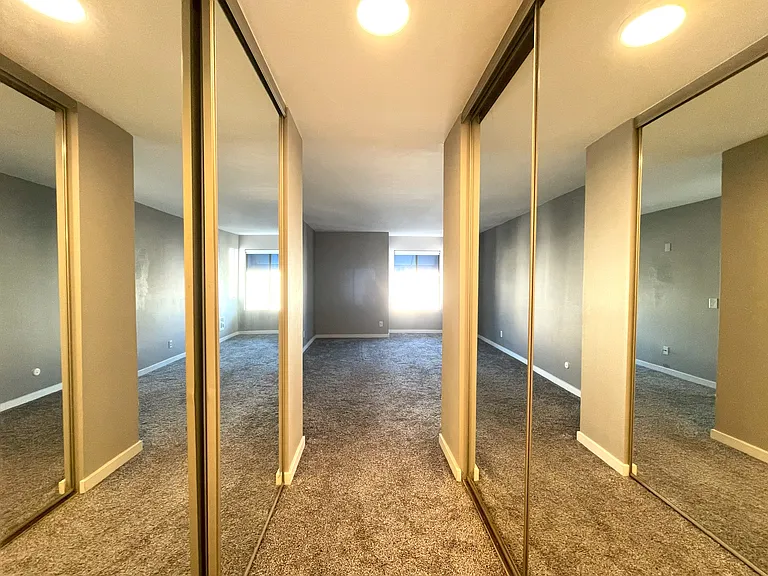 8338 Regents Rd #3O — Photo 16