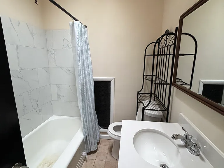 2209 S Beechwood St — Photo 13