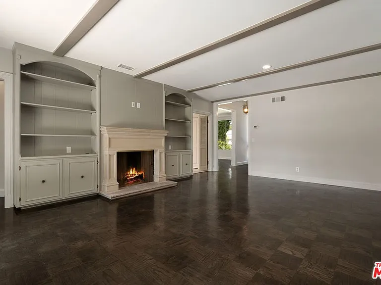 519 N Rexford Dr — Photo 18