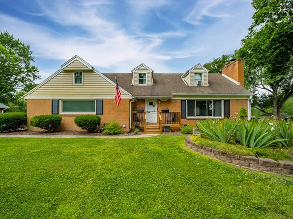 2217 Melody Ln, Anderson, IN 46012