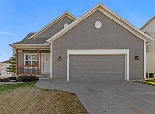 20893 W 225th St, Spring Hill, KS 66083