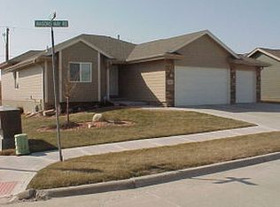 5116 Wagons Way Rd, Council Bluffs, IA 51501