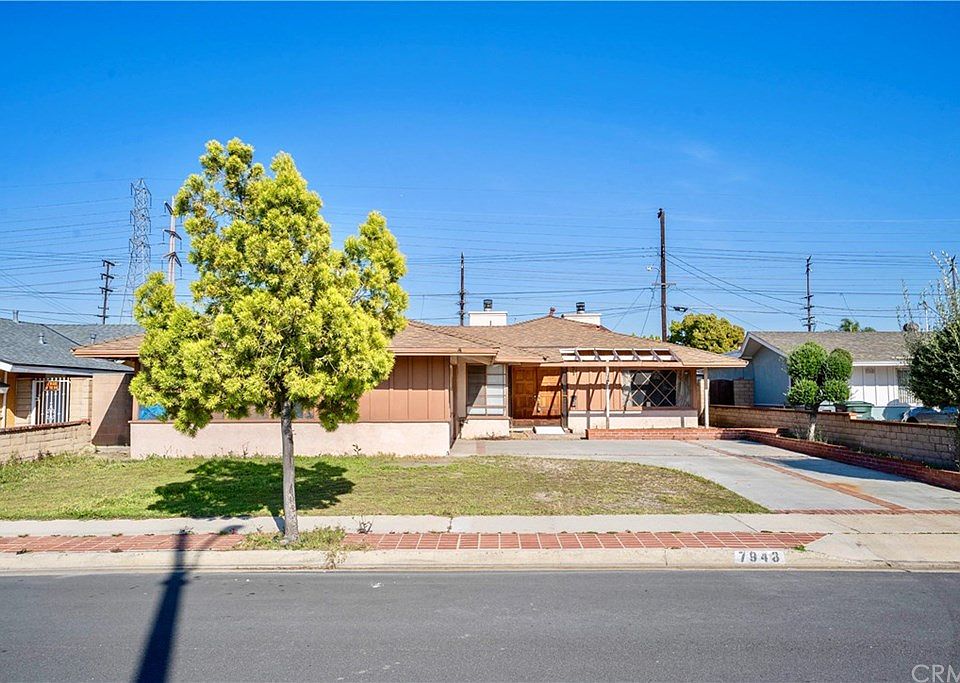 1st image of 7948 Begonia Cir