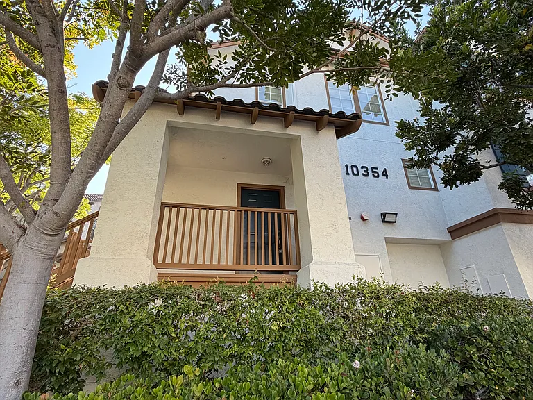 10354 Wateridge Cir #313 — Photo 3