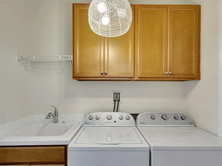 1212 S Community Dr — Photo 12