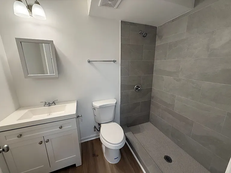 208 Meadow St #A — Photo 11