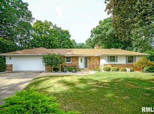 213 Fairoaks Ct, Bartonville, IL 61607