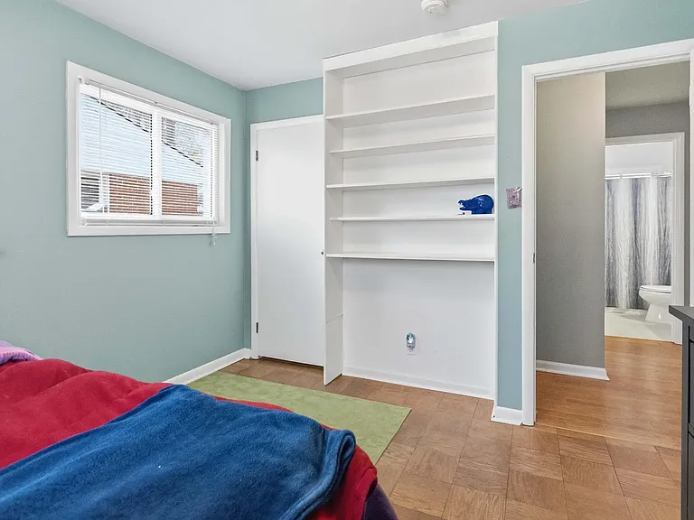 2061 Saint Teresa Dr — Photo 19