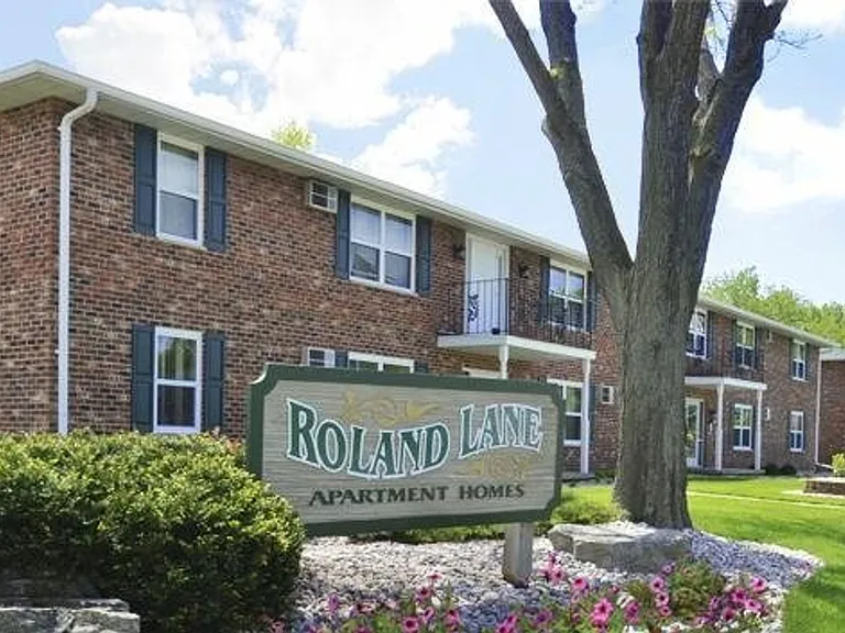 Roland Lane Apartments — Photo 55