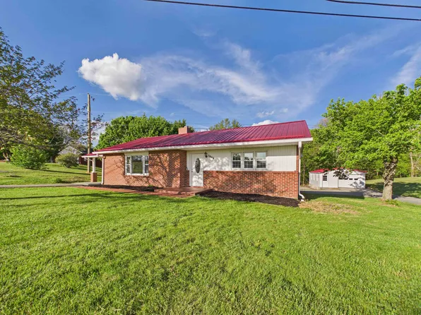 5444 Alum Spring Rd, Pulaski, VA 24301