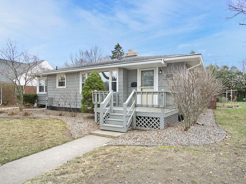 1st image of 202 Westmont Dr NW