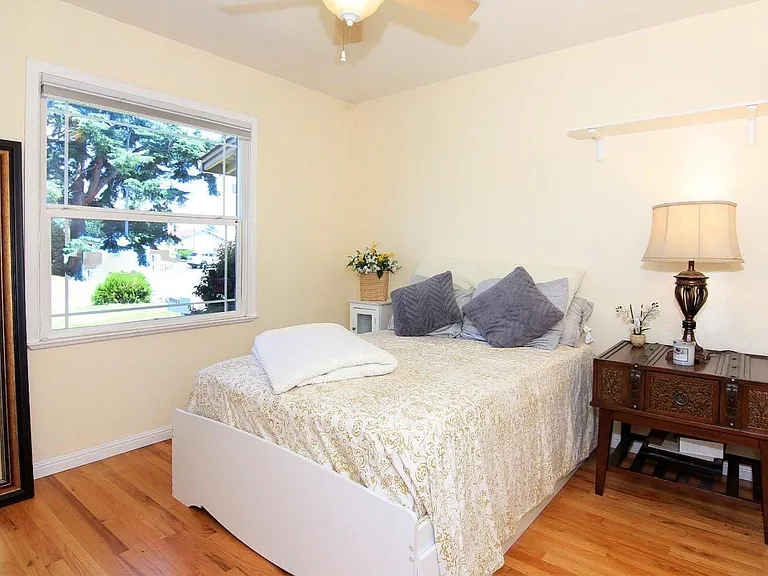 14300 Bercaw Ln — Photo 14