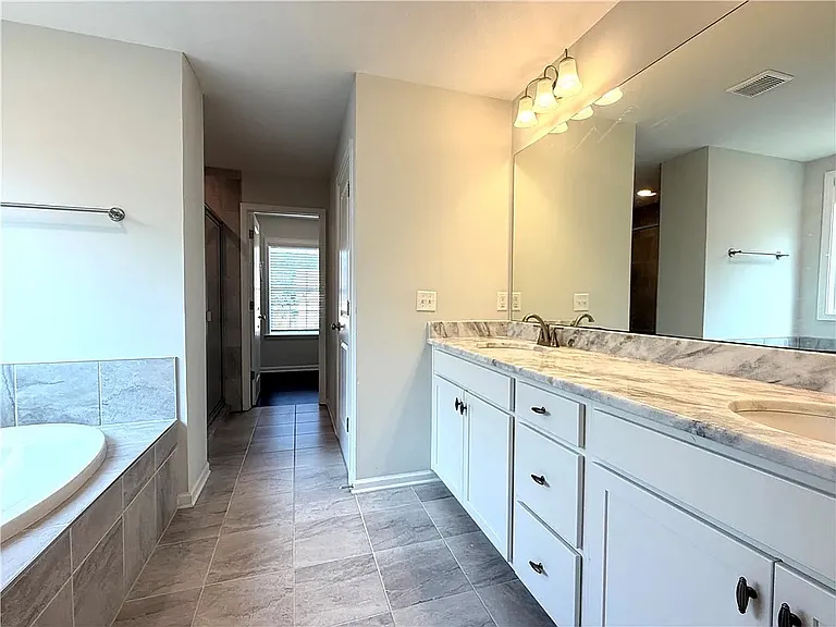 2653 Golf Mill Ct — Photo 8