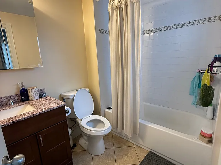 25 Lothrop St #2L — Photo 17