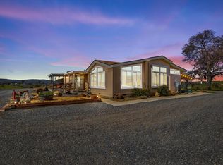 832 Surrey Ln, Copperopolis, CA 95228