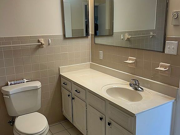 3rd image of 1755 Shawnee Rd APT 706