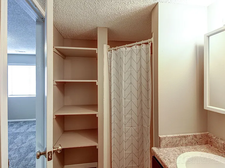 cpa - College Park Apartments — Photo 33