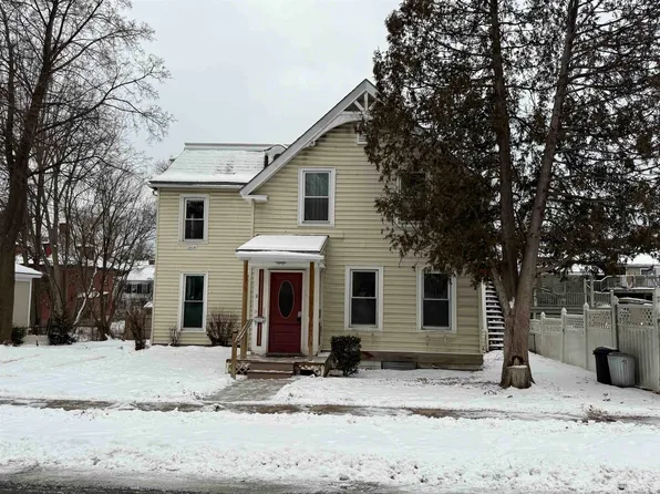 2 Nickwackett Street, Rutland City, VT 05701