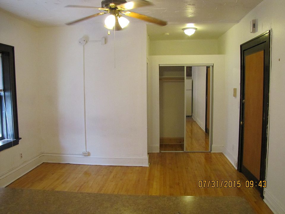 2nd image of 1905 Stevens Ave #203