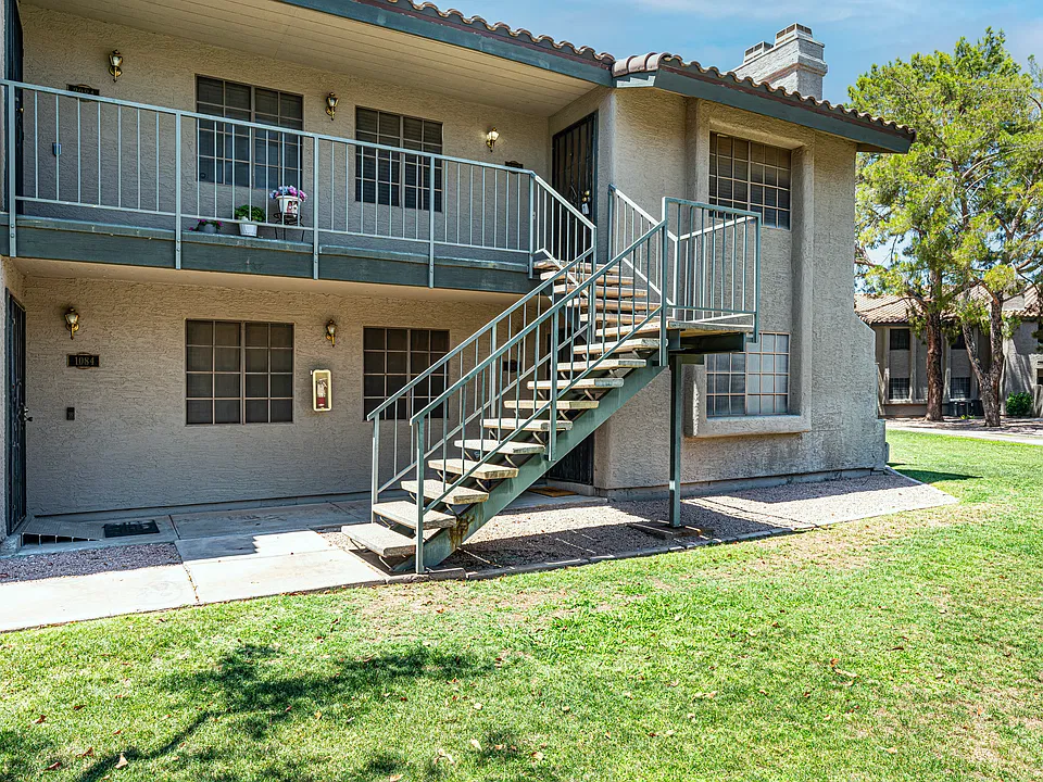 533 W Guadalupe Rd #2083