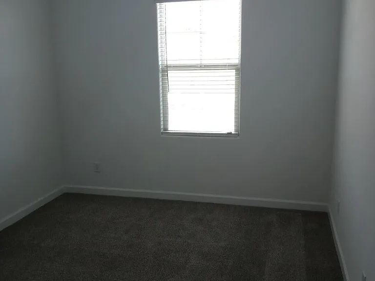 440 S 202nd Ln — Photo 16