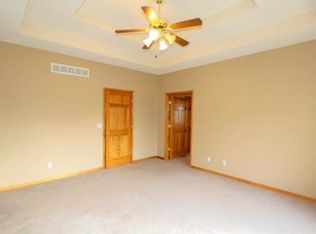 17225 NE 123rd St, Kearney, MO 64060