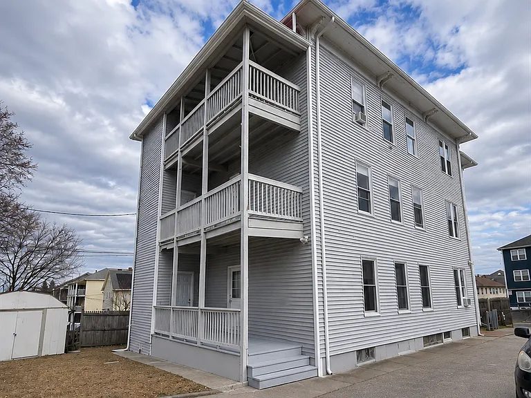 44 Coral St #1 — Photo 9