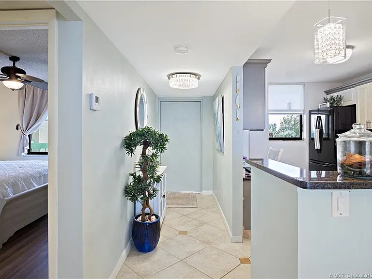 9940 Ocean Dr #309 — Photo 30