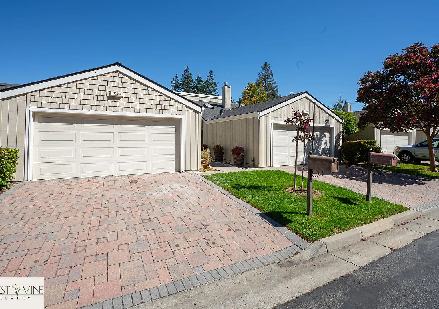 Spacious Cupertino Townhome| Interior Remodel | Attached 2-Car Garage — Photo 2
