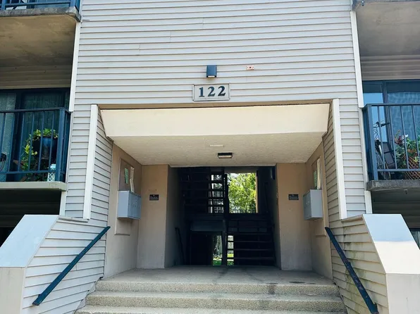 122 Duvall Ln #136-104, Gaithersburg, MD 20877