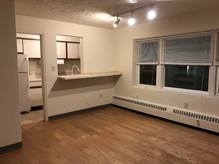 3421 Emerson Ave S — Photo 3