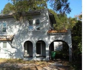 1115 W New York Ave, Deland, FL 32720