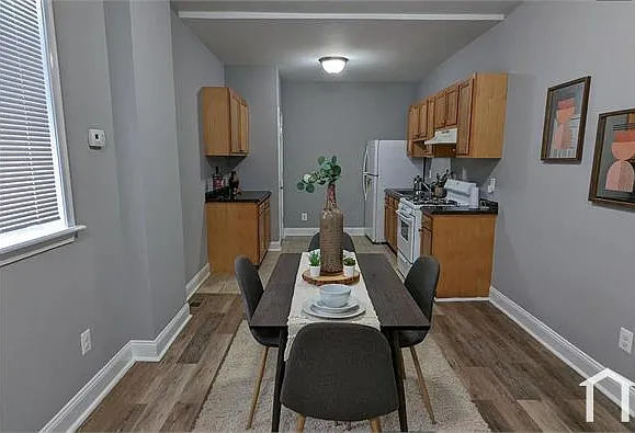 400 N Port St — Photo 23