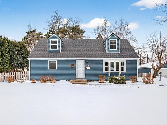 2nd image of 9090 Jamaca Ct N