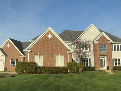 4N918 W Woods Dr, St Charles, IL, 60175