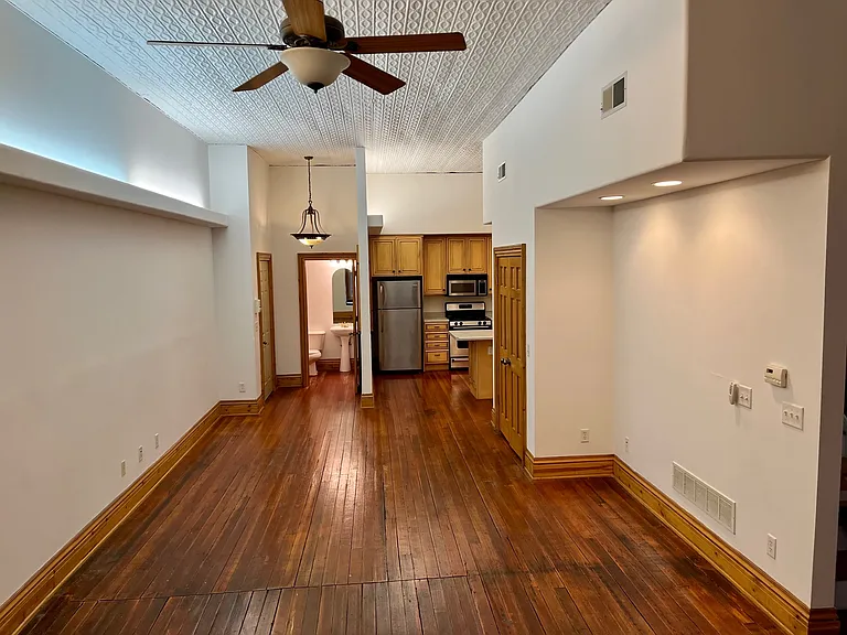 216 N Center St #2 — Photo 9