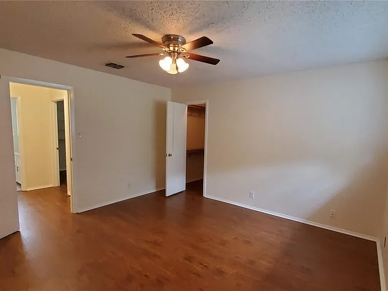 8810 Clearbrook Trl #A — Photo 5