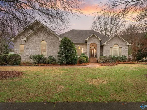 2628 Calumet Dr SE, Brownsboro, AL 35741