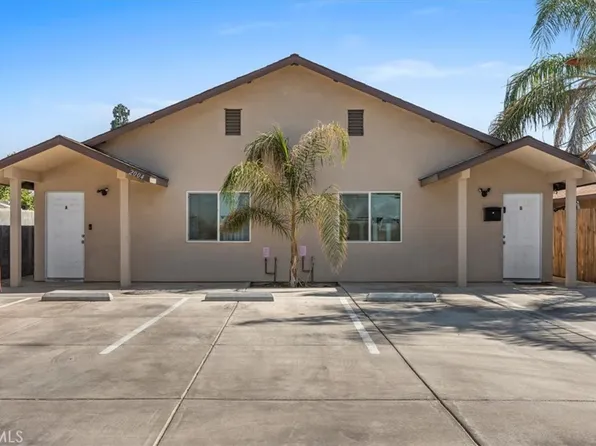 2004 S I St, Bakersfield, CA 93304