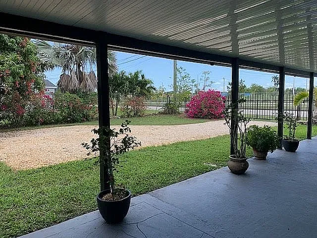 22526 Old Dixie Hwy — Photo 13