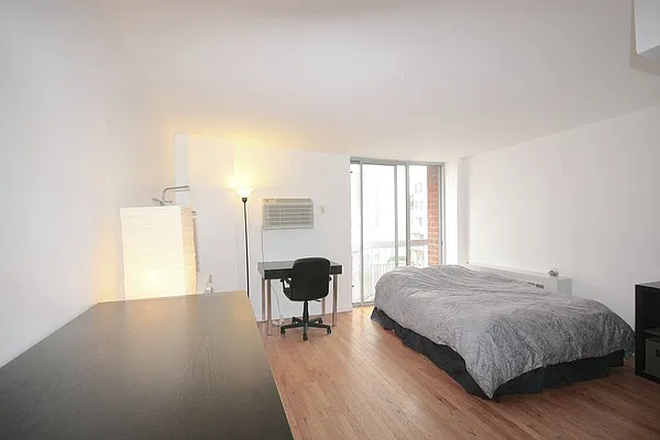 Rented by STAR CITIES INTERNATIONAL PROPERTY CORPORATION | media 11