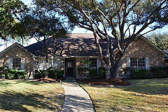 1st image of 3321 Parkhaven Dr
