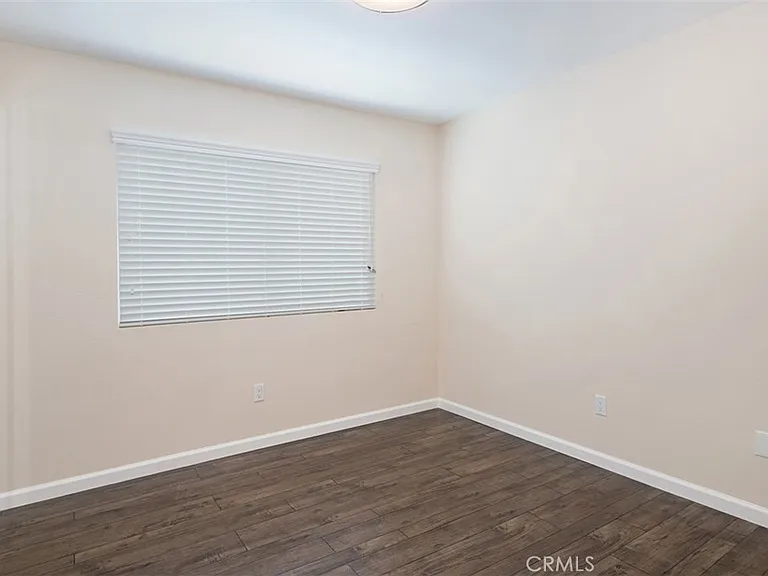 602 Carnation Dr — Photo 7
