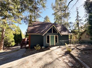 499 Grizzly Rd, Lake Arrowhead, CA 92352