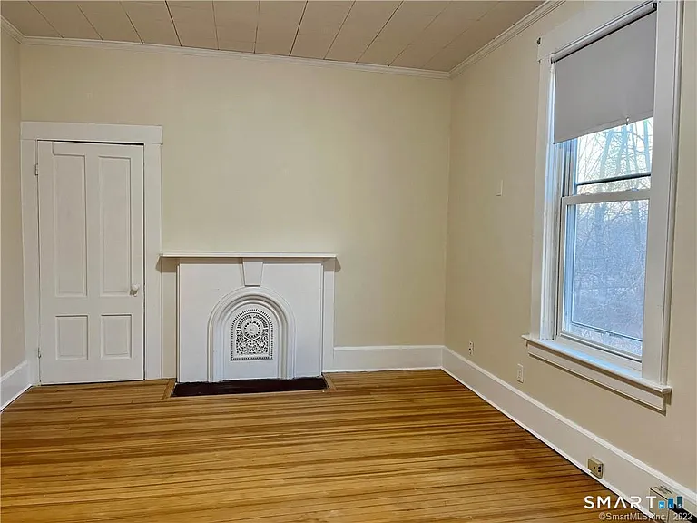 47 Windham Ave #4 — Photo 10