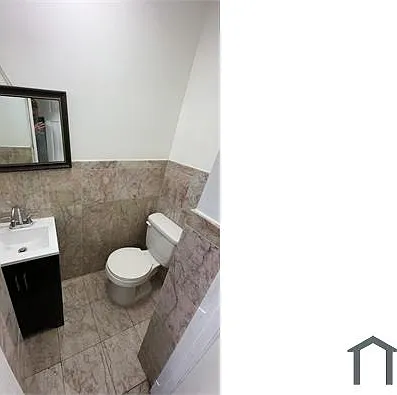 2443 E Oakdale St — Photo 9