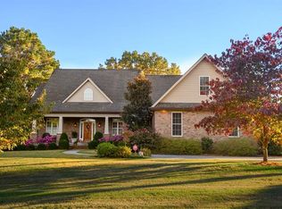 127 Hickory Hill Dr, Estill Springs, TN 37330