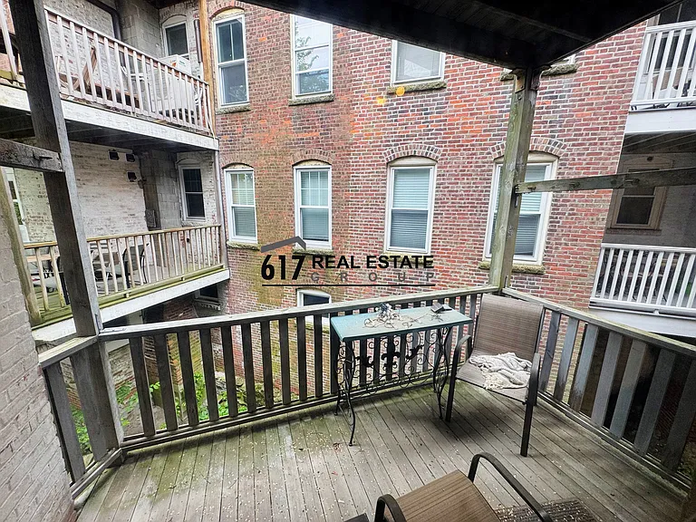96 Winthrop Rd #2 — Photo 7