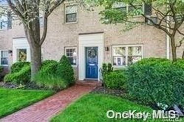 5 N Lewis Place #A, Rockville Centre, NY, 11570